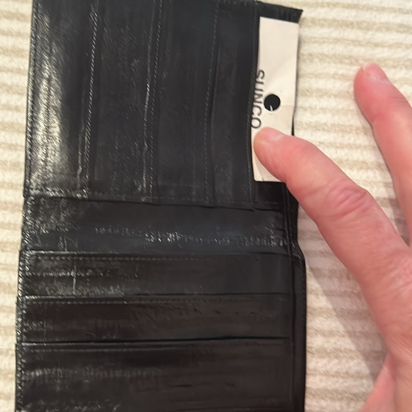 Sunco leather billfold - Picture 3 of 3